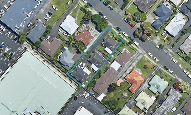 20C Twelfth Avenue, Tauranga South, Tauranga - Carousel 1