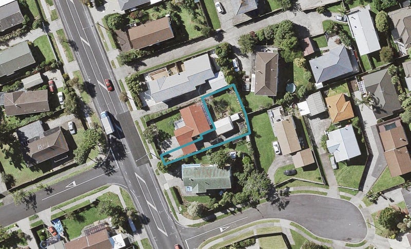 136A Aviemore Drive, Highland Park, Auckland - Carousel 1