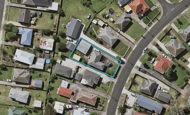 35 Blampied Road, Otara, Auckland - Carousel 1