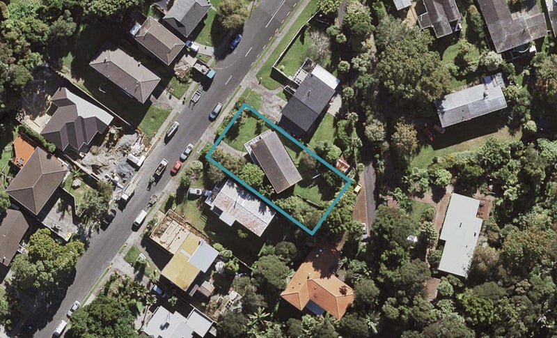 34 Park Hill Road, Birkenhead, Auckland - Carousel 1