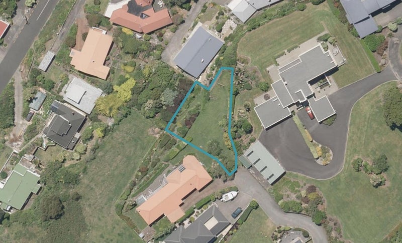 18 Tower Crescent, Durie Hill, Whanganui - Carousel 1