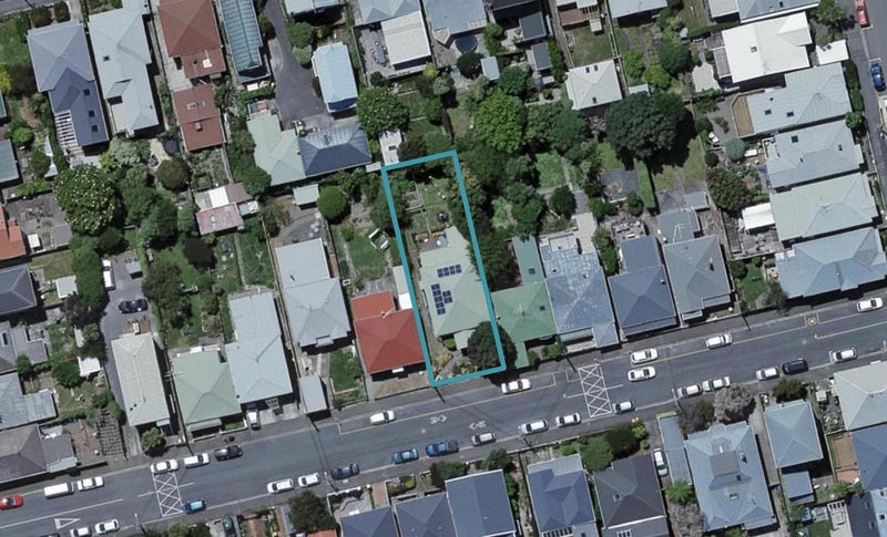 83 Wilson Street, Newtown, Wellington - Carousel 1