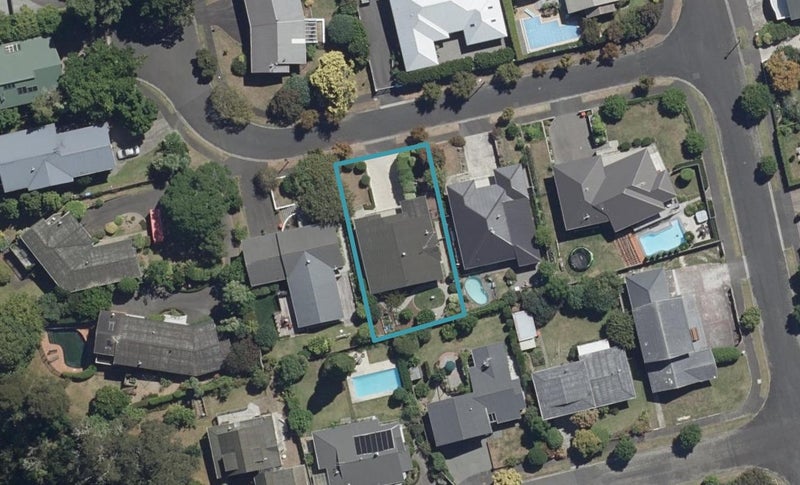 5 Kelly Place, Chartwell, Hamilton - Carousel 1