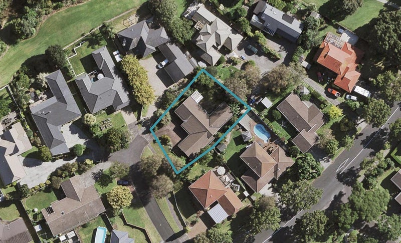 3 Chica Place, Conifer Grove, Takanini - Carousel 1