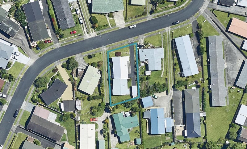 17 Balmoral Terrace, Otumoetai, Tauranga - Carousel 1