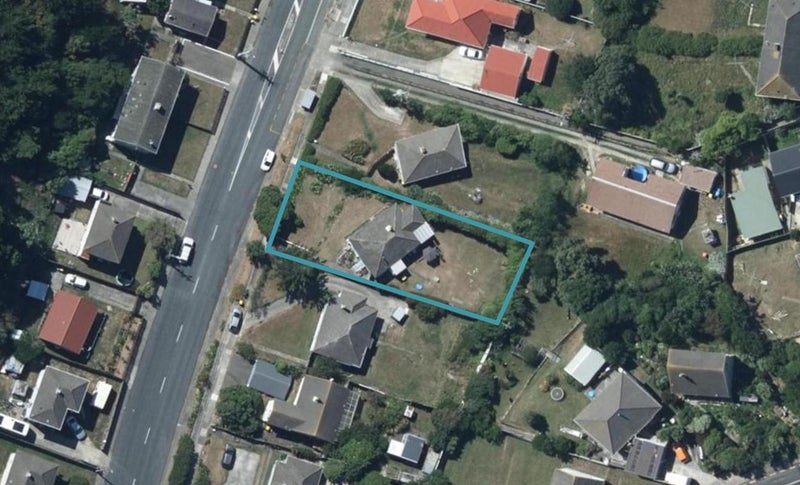 72 Dimock Street, Titahi Bay, Porirua - Carousel 1