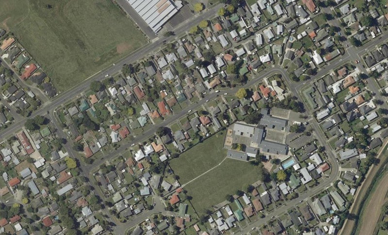 23 Lancaster Street, Highbury, Palmerston North - Carousel 1