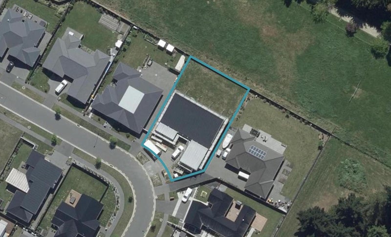 15 Kohunga Crescent, Bottle Lake, Christchurch - Carousel 1