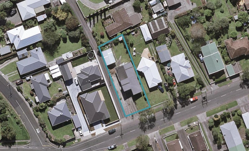 28 Wallath Road, Westown, New Plymouth - Carousel 1