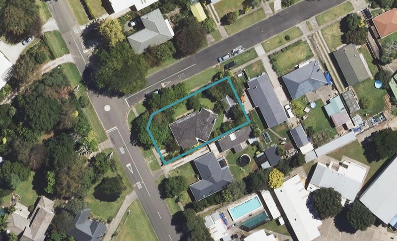 18 Graham Road, Inner Kaiti, Gisborne - Carousel 1