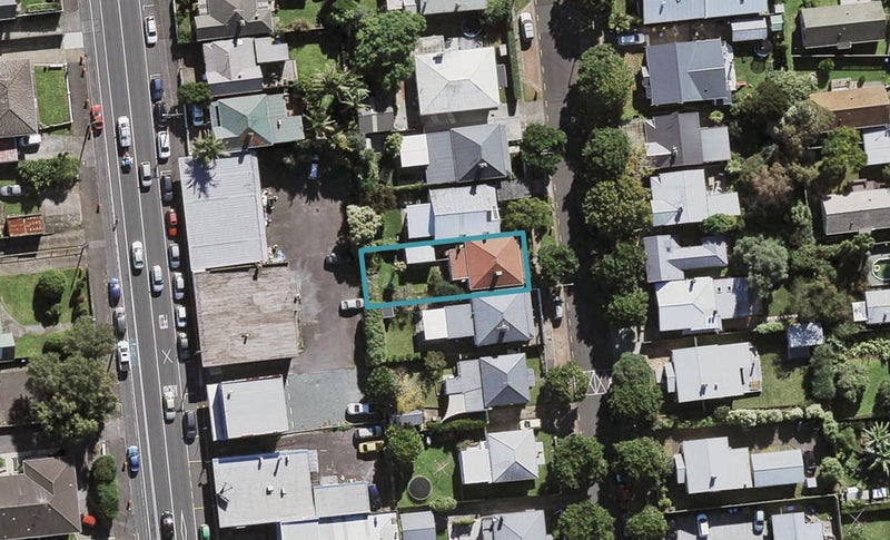 10 Cardwell Street, Onehunga, Auckland - Carousel 1