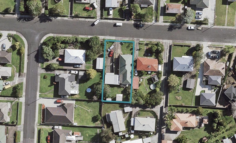13 McDougall Street, Manurewa East, Auckland - Carousel 1