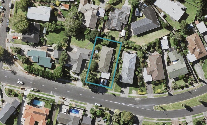 2/20 Meadway, Sunnyhills, Auckland - Carousel 1