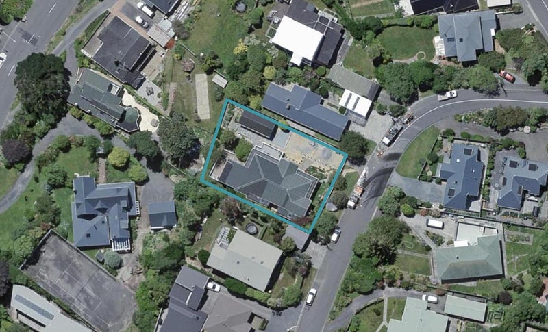 12 Orari Street, Ngaio, Wellington - Carousel 1