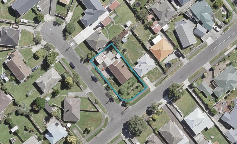 2 Frickleton Grove, Waterloo, Lower Hutt - Carousel 1