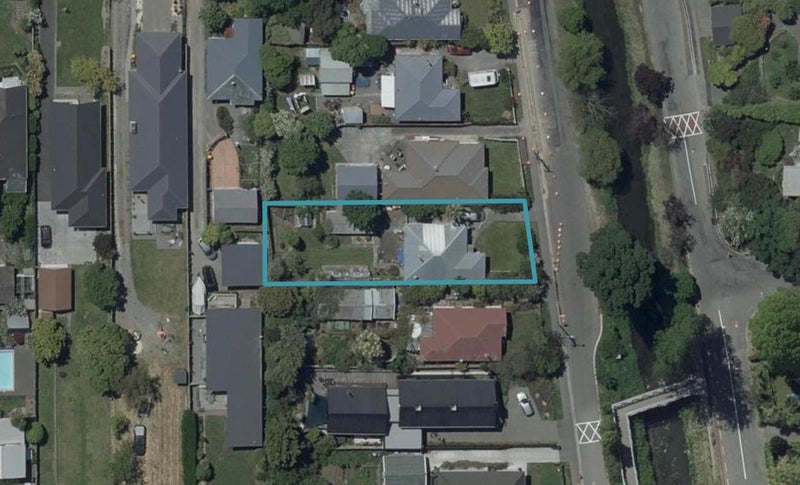 221 Eastern Terrace, Beckenham, Christchurch - Carousel 1