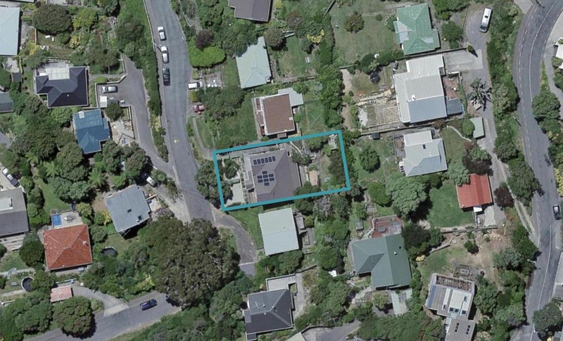 10 Totara Road, Miramar, Wellington - Carousel 1