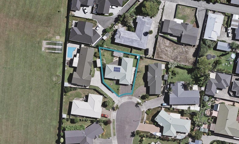 14 Aintree Place, Taradale, Napier - Carousel 1