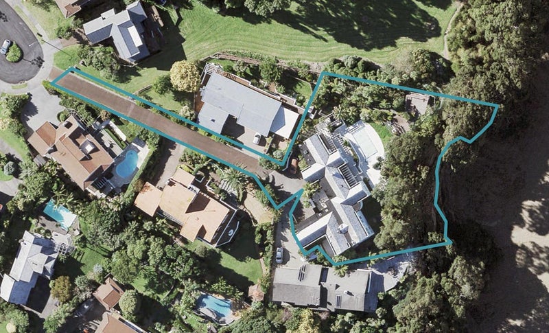 16 Jolyn Place, Cockle Bay, Auckland - Carousel 1