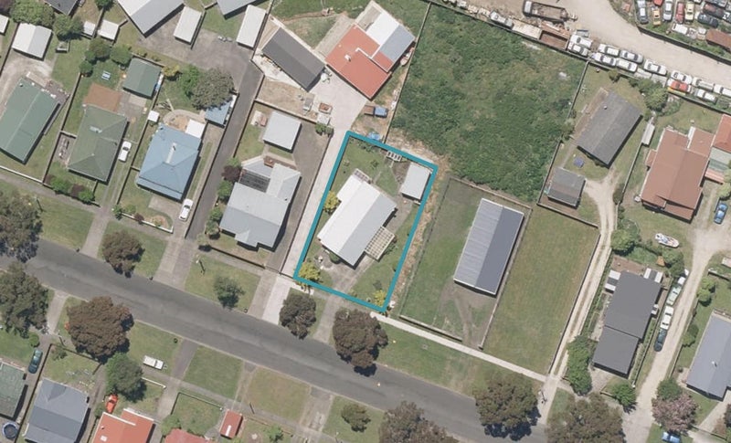 49 Hakeke Street, Whanganui East, Whanganui - Carousel 1