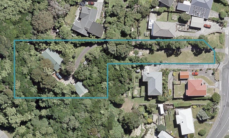 20 Pokohiwi Road, Normandale, Lower Hutt - Carousel 1