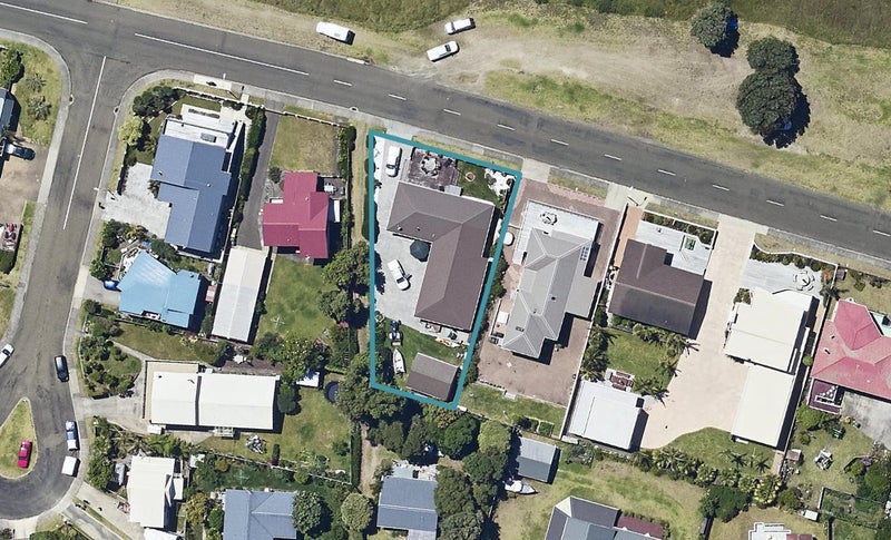 148 Ocean Road, Ohope, Ohope - Carousel 1
