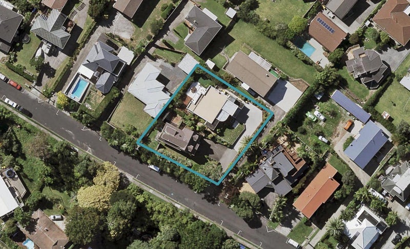 2/33 Belmont Terrace, Milford, Auckland - Carousel 1