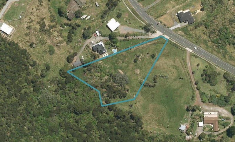 2116 Whangarei Heads Road, WHANGAREI HEADS, Whangarei Heads - Carousel 1