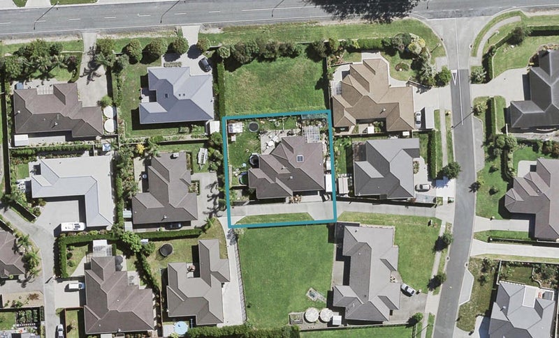 4 Orchard Lane, Huapai, Kumeu - Carousel 1
