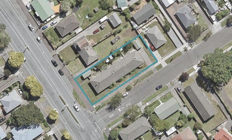 1/1 Gower Street, Silverstream, Upper Hutt - Carousel 1