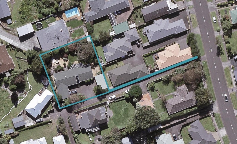 114E Govett Avenue, Frankleigh Park, New Plymouth - Carousel 1