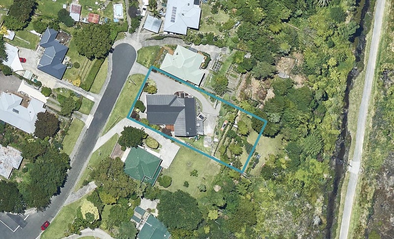 64 Hampton Terrace, Parkvale, Tauranga - Carousel 1