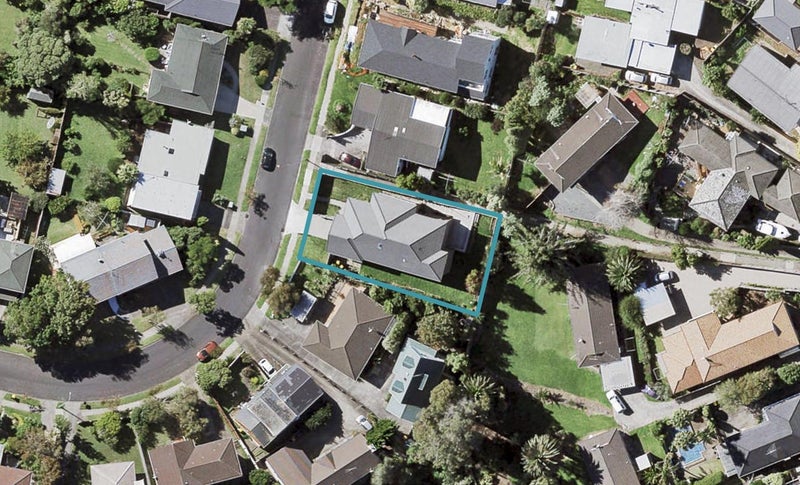 32 Sorrel Crescent, Bucklands Beach, Auckland - Carousel 1