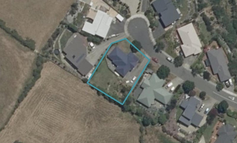 7 Burnside Terrace, Atawhai, Nelson - Carousel 1