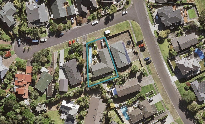 4 Matanui Street, Northcote, Auckland - Carousel 1
