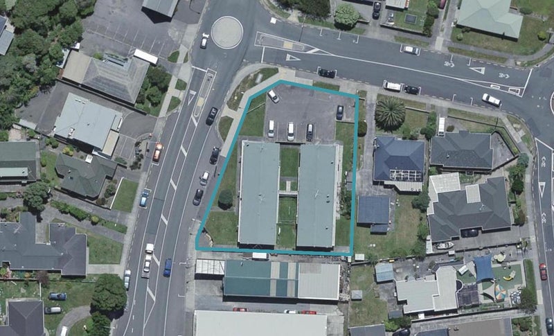 8/246 Main Road, Tawa, Wellington - Carousel 1