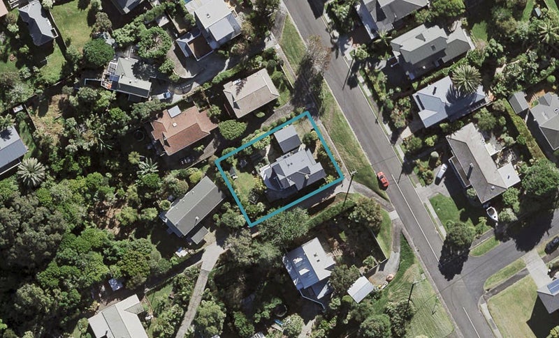 34 Palmerston Road, Birkenhead, Auckland - Carousel 1