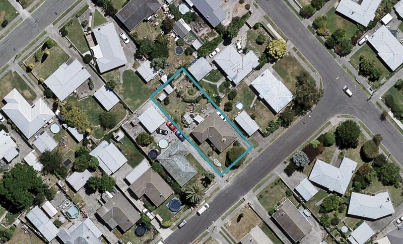 3 Neal Crescent, Onekawa, Napier - Carousel 1