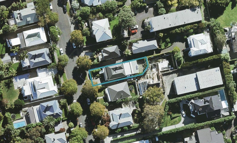 3/35 Sentinel Road, Herne Bay, Auckland - Carousel 1