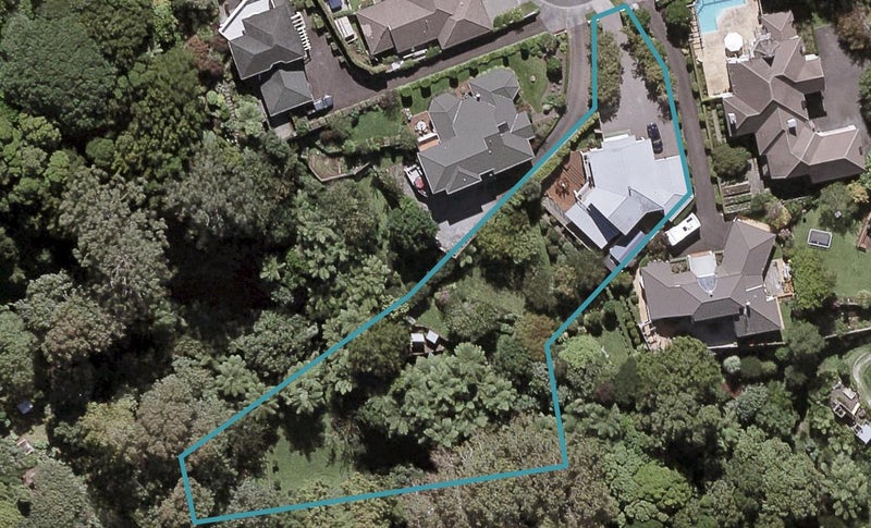 24 Kinross Drive, Merrilands, New Plymouth - Carousel 1
