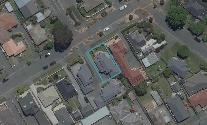 32 Wyndham Street, Papanui, Christchurch - Carousel 1