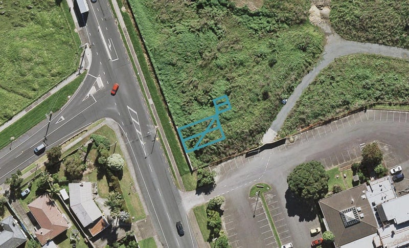 9 Huri Street, Mangere Bridge, Auckland - Carousel 1