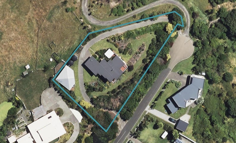 30 Sirrah Street, Okitu, Gisborne - Carousel 1