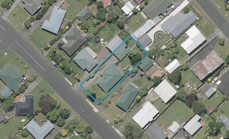 56 Surrey Road, Springvale, Whanganui - Carousel 1