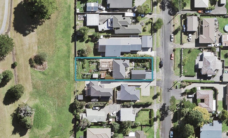 8 Knox Road, Swanson, Auckland - Carousel 1