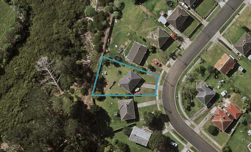 12 Gaye Crescent, Otara, Auckland - Carousel 1