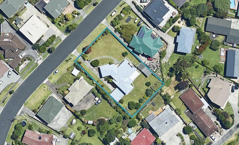 26 Brookfield Terrace, Brookfield, Tauranga - Carousel 1