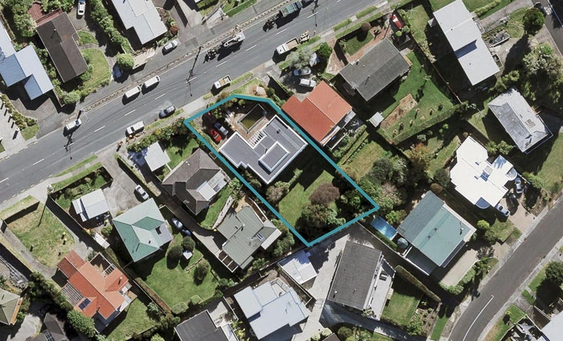 11 Sunset Road, Totara Vale, Auckland - Carousel 1