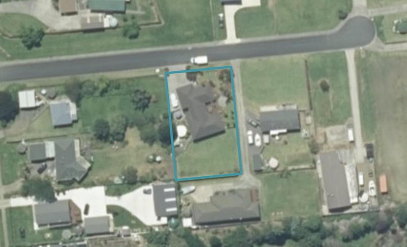 8 Mylindas Road, Pokeno - Carousel 1