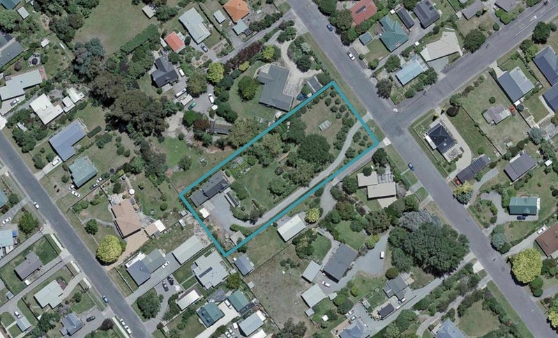 70 Dublin Street, Martinborough - Carousel 1